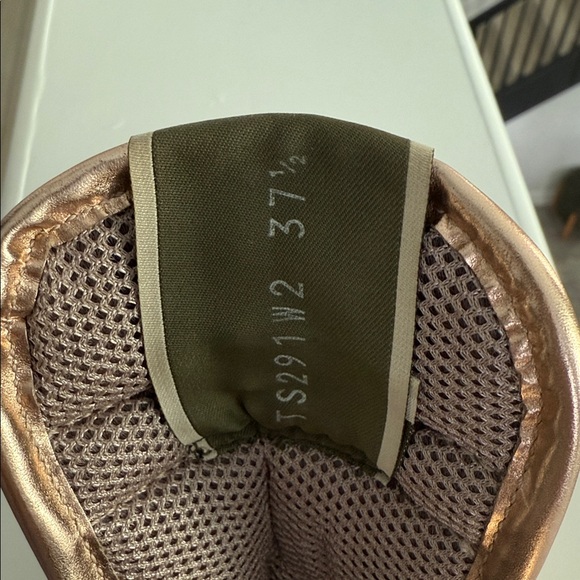 VALENTINO GARAVANI ROCKRUNNER LEATHER CAMO SNEAKERS/PINK & ROSE GOLD Size 37.5 - Picture 5 of 10